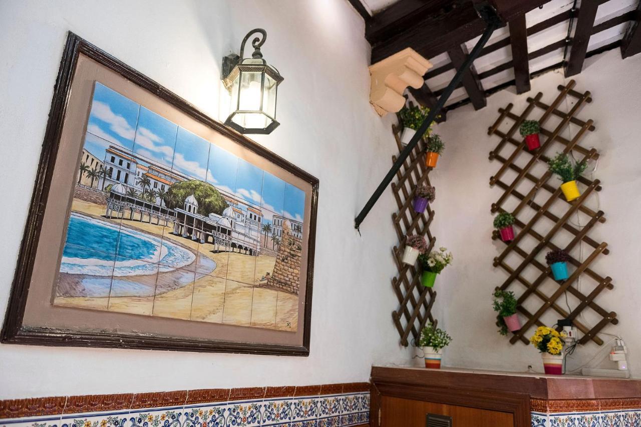 Hostal San Francisco Cadiz Bagian luar foto
