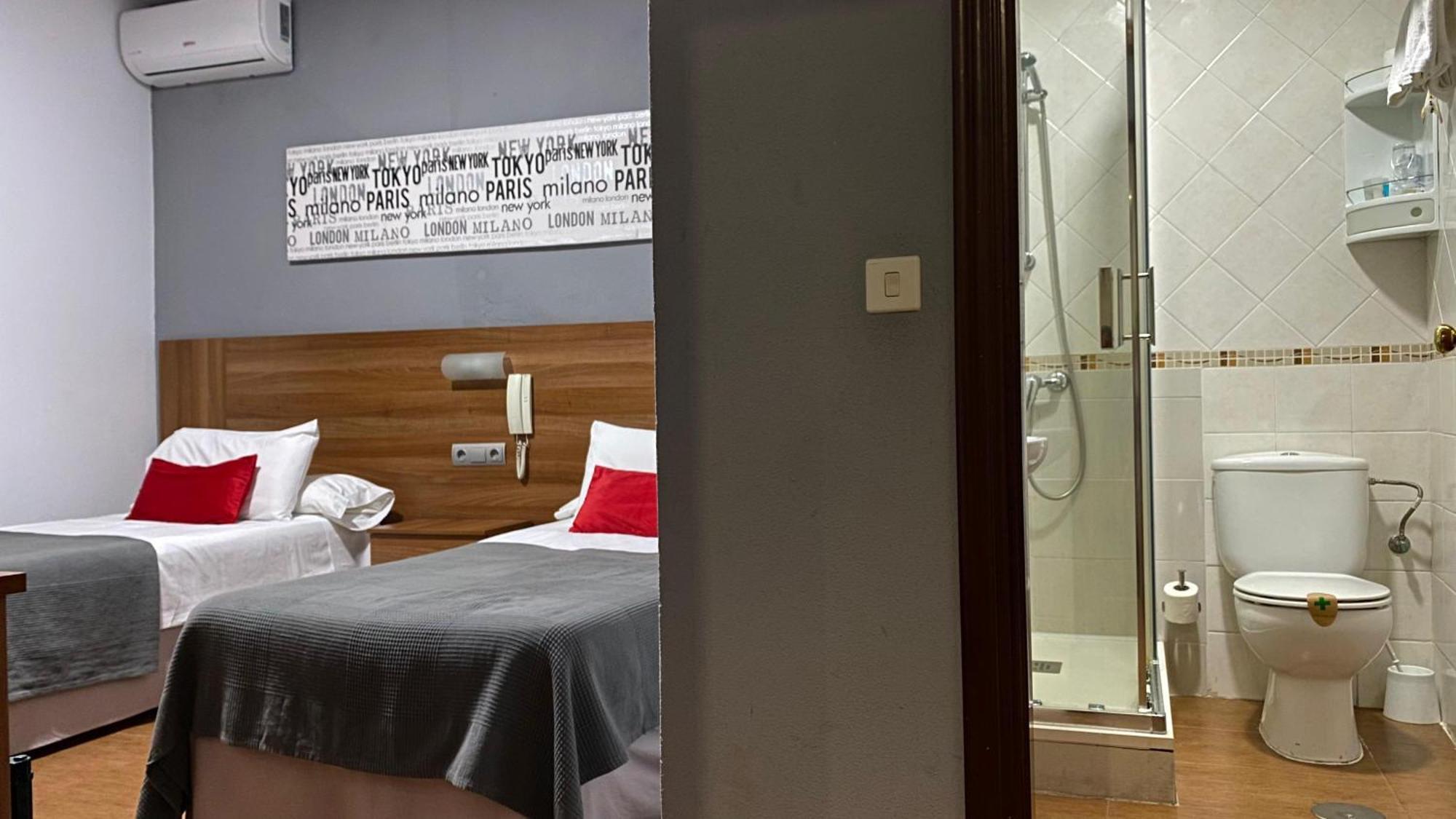 Hostal San Francisco Cadiz Bagian luar foto