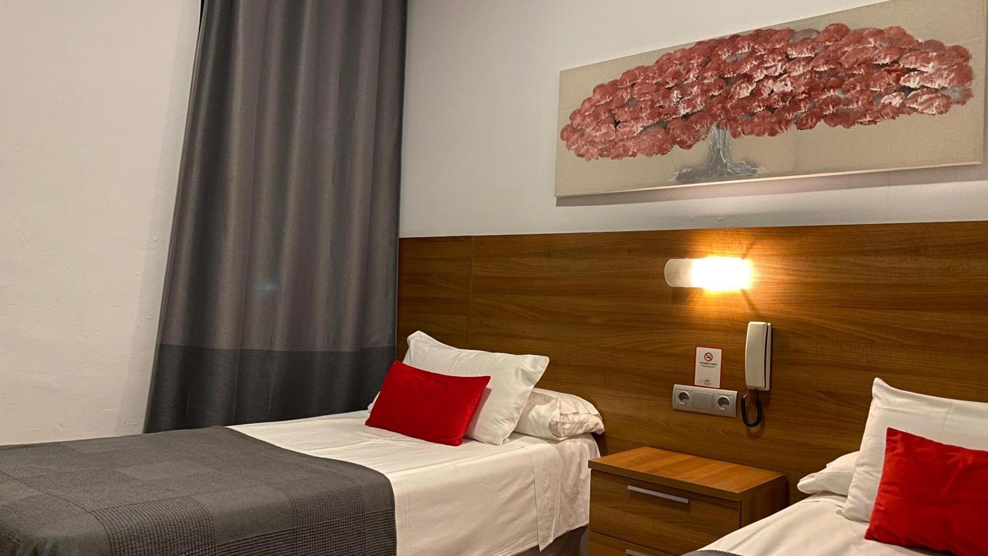 Hostal San Francisco Cadiz Bagian luar foto