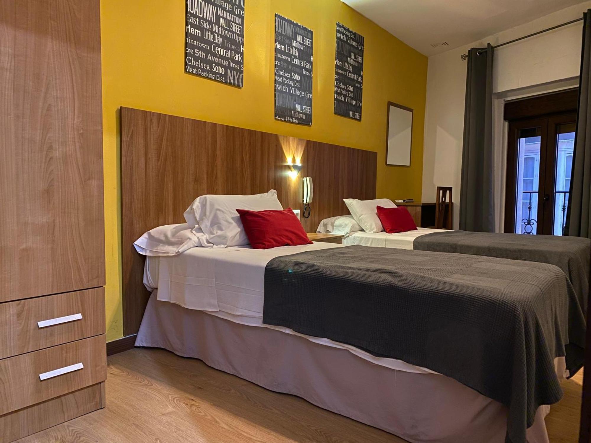 Hostal San Francisco Cadiz Bagian luar foto