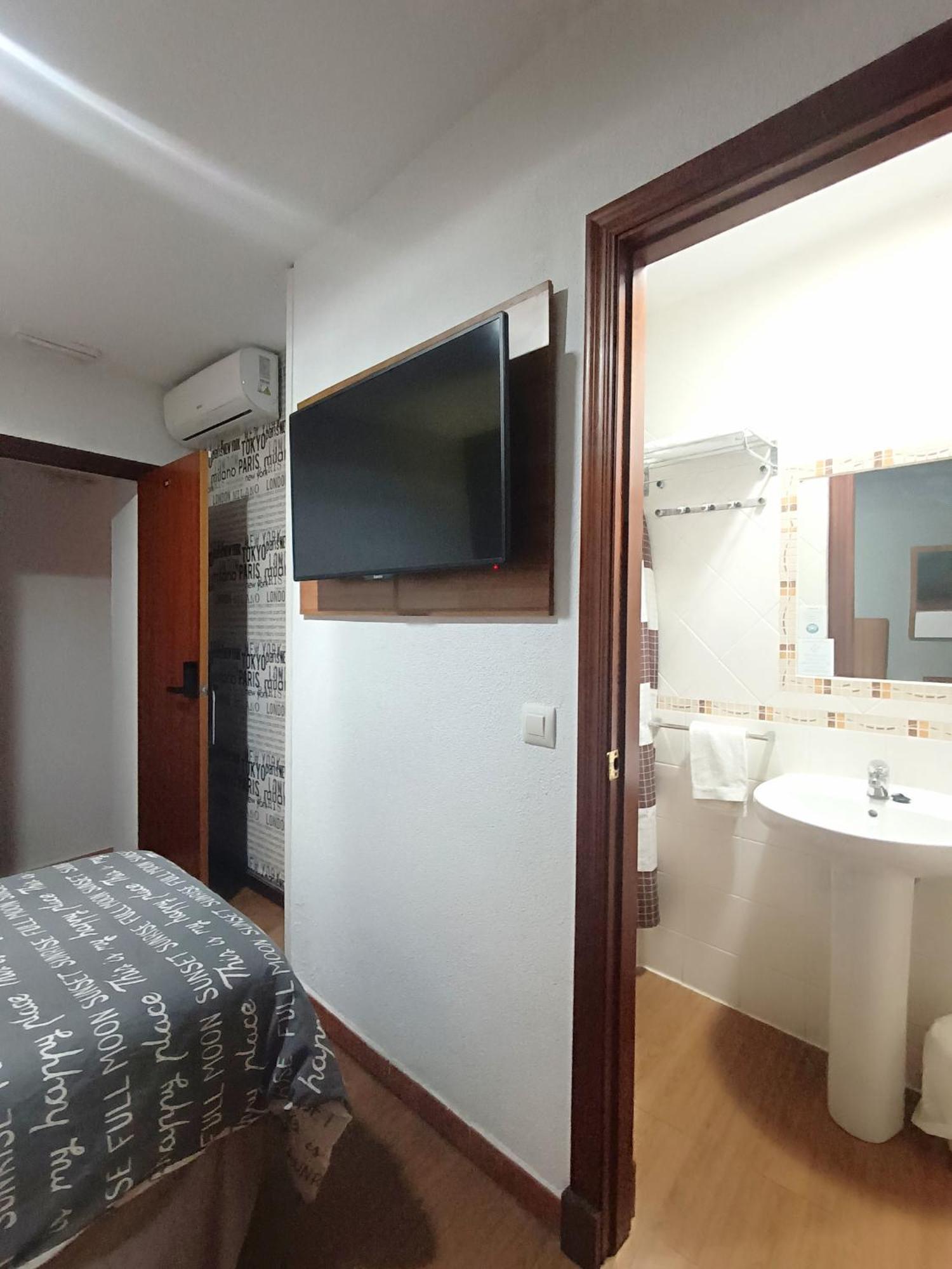 Hostal San Francisco Cadiz Bagian luar foto
